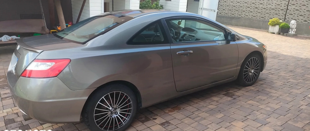 Honda Civic cena 16900 przebieg: 249340, rok produkcji 2007 z Trzebinia małe 106